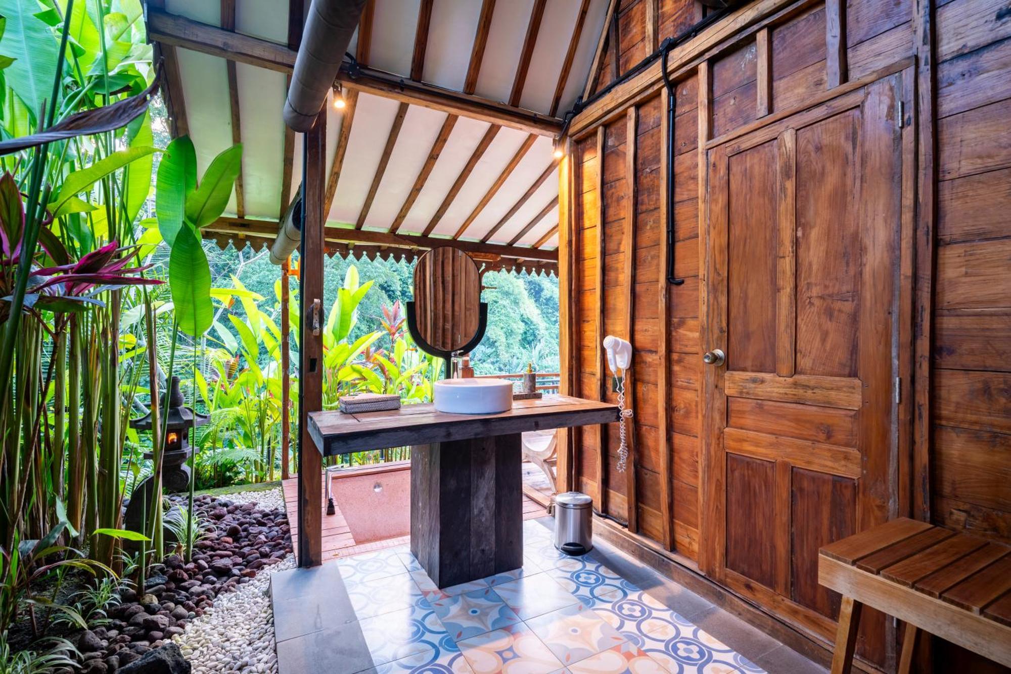 Kadewa Retreat Ubud - Adults Only מראה חיצוני תמונה